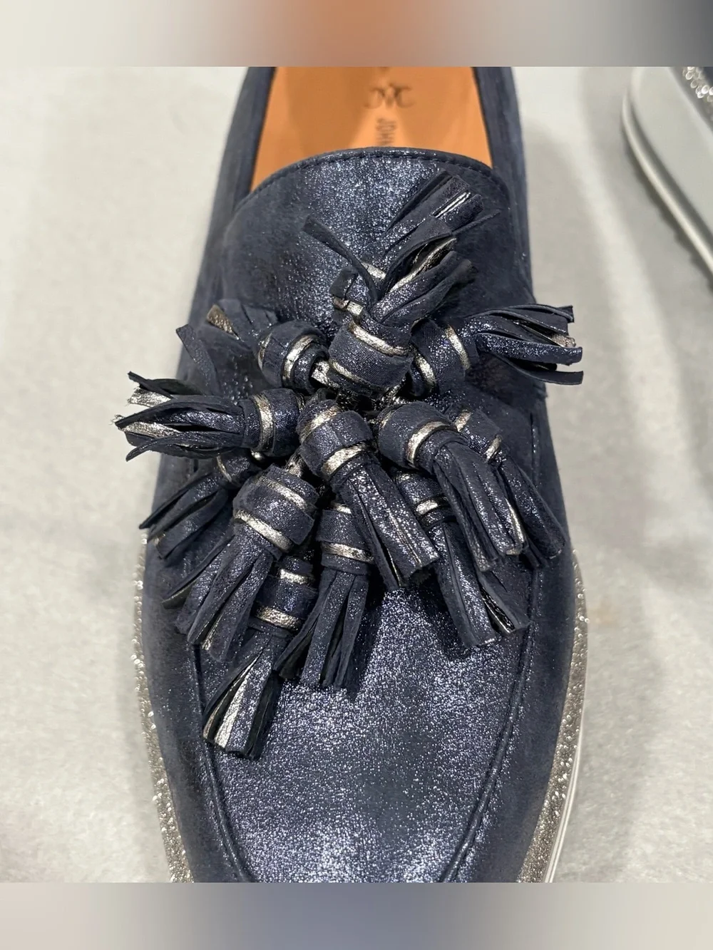 Johnston & Murphy Gracelyn Navy Blue Silver Platform Tassel Loafer Sz 7M
